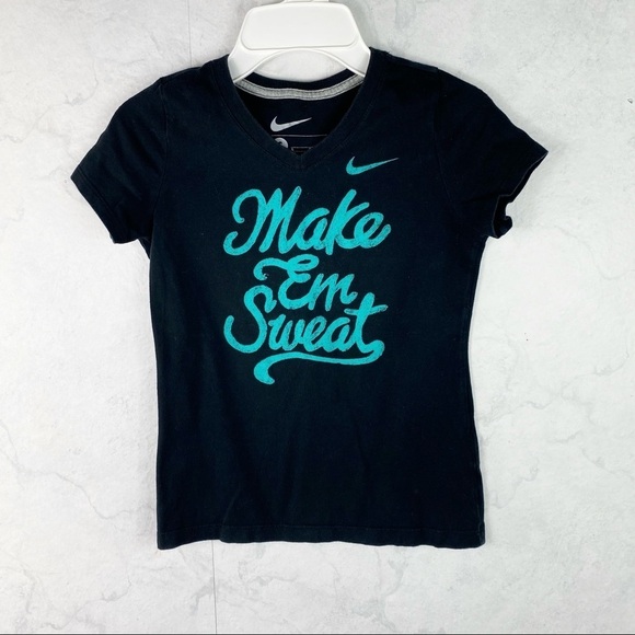 [Nike] - Picture 1 of 2